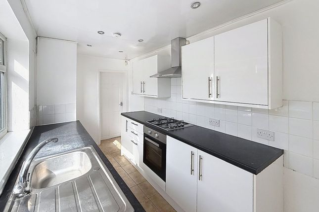 20, Lily Street, Newcastle photo 4