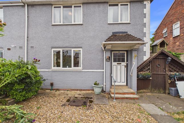 3-bed semi-detached on 72, Featherston Drive, Burbage, £150,000
