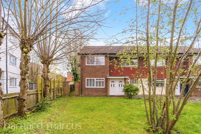 Thumbnail Maisonette for sale in Stanley Park Road, Wallington