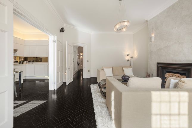 Mount, Mount Street, Mayfair photo 3