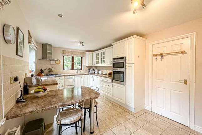 Flat 6, Queens Park, Wirral photo 4