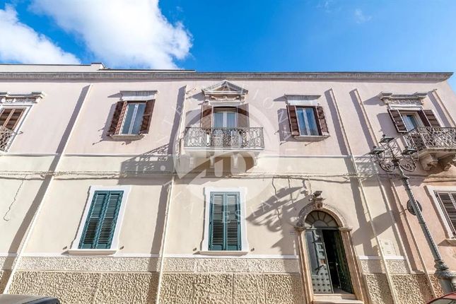 Thumbnail Villa for sale in Latiano, Puglia, 72022, Italy