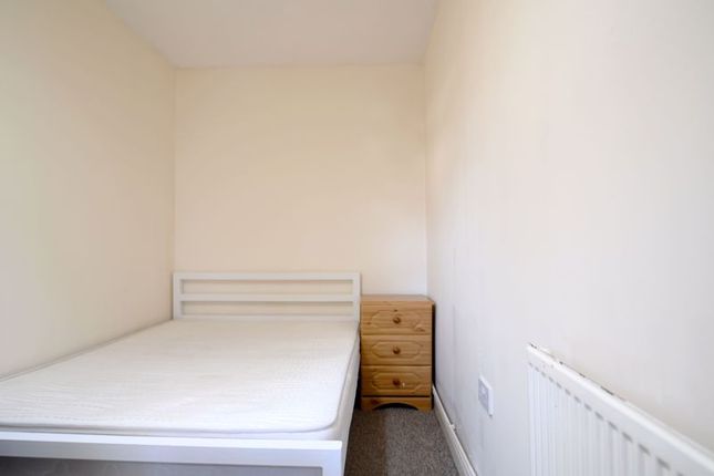 Room to rent in Ingham Drive, Brighton