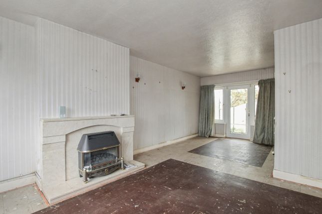 75 Park Estate, Crewe photo 4