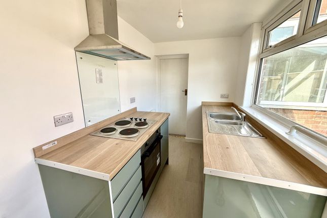 9, Fernwood Avenue, Hartlepool photo 3