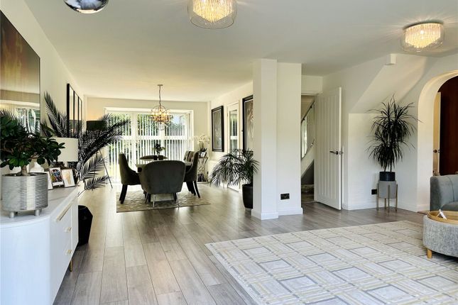 1, Wynton Grove, Surrey photo 4