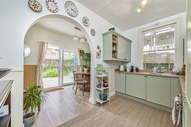 GFF, 38, Danehurst Street, London photo 4