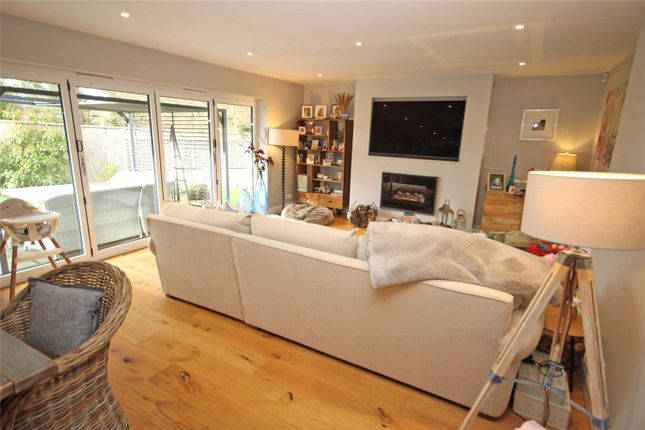 31, Barrs Wood Road, Hampshire photo 4