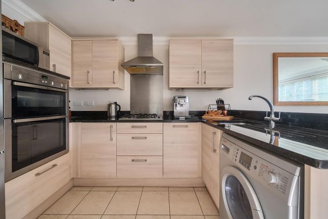 6 Liberty Court, 25 Hiltingbury Road, Chandler's Ford photo 3