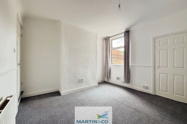 95, Queens Road, Worksop photo 2