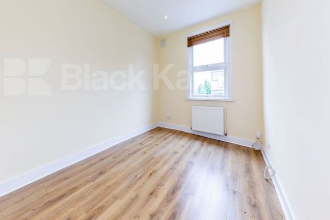 Hanley Road, London photo 3