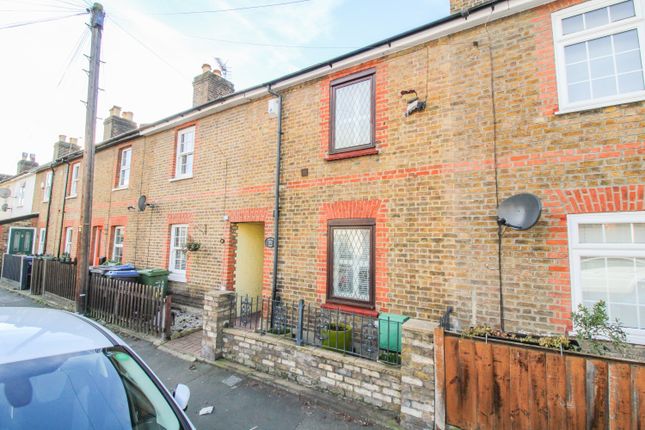 Thumbnail Terraced house for sale in Red Lion Road, Surbiton