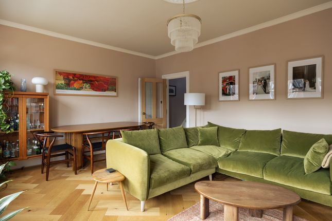Grove Hill Road, London photo 3