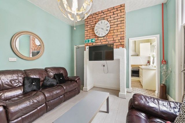 Thumbnail Shared accommodation to rent in Garstang Road, Preston, Lancashire
