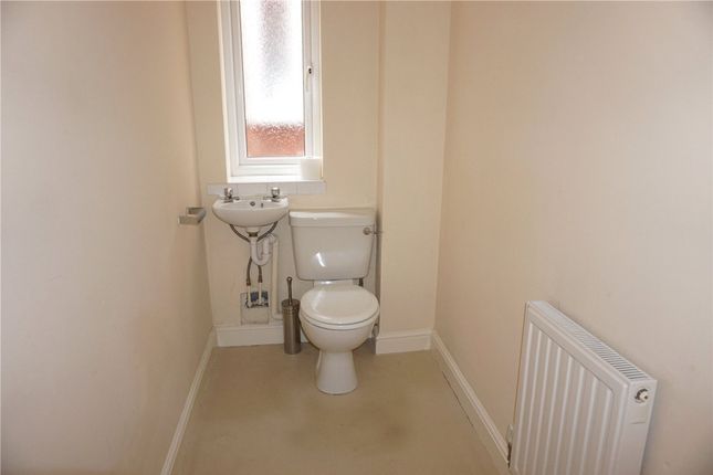 16 Paddock Court, Telford photo 4