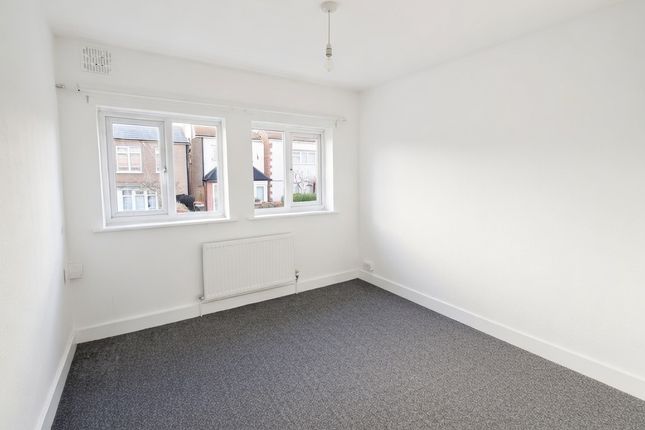 21, Sussex Road, East Ham photo 2