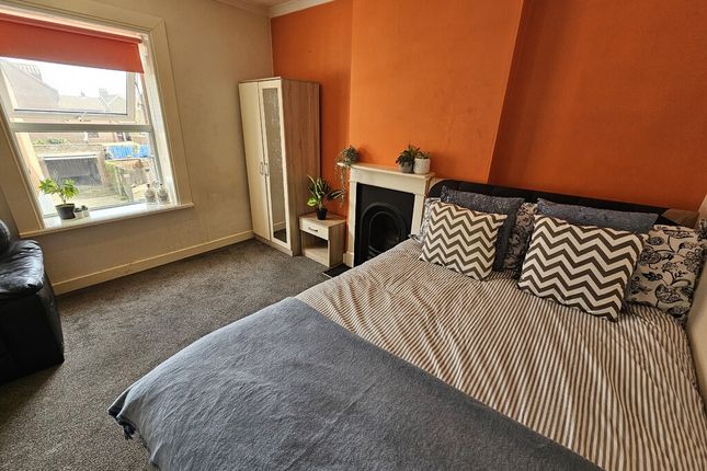 Thumbnail Room to rent in St. Nicholas Street, Dereham