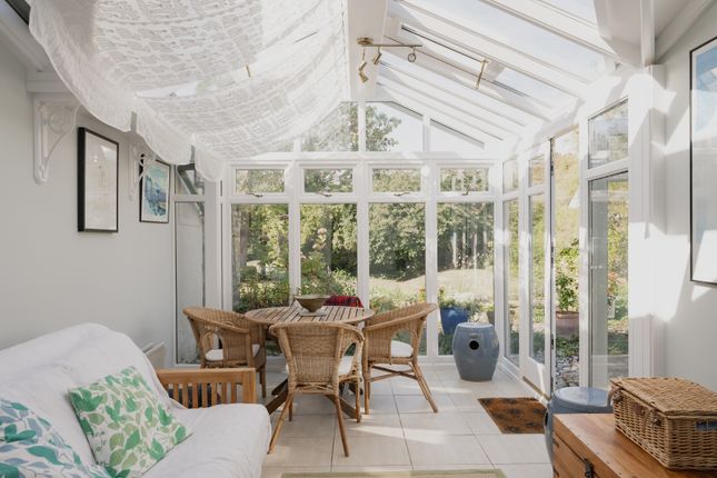 312473 - 10 High St, Toft-31.Jpg