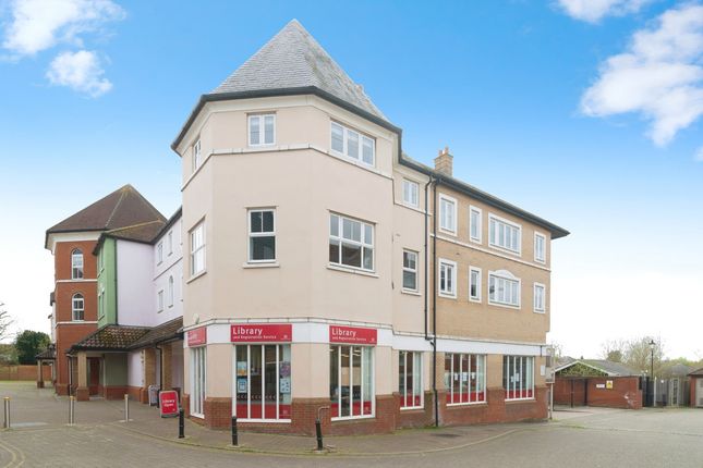 Flat for sale in Roche Close, Rochford