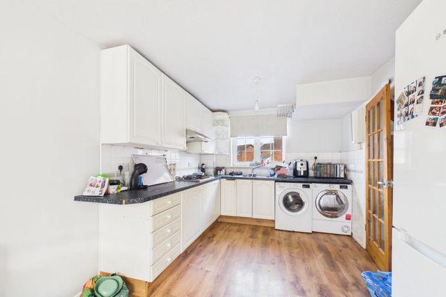 25 Wheatsheaf Road, Huntingdon photo 3