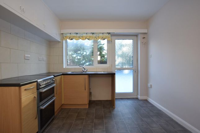 8, Park Lane, Penistone photo 4