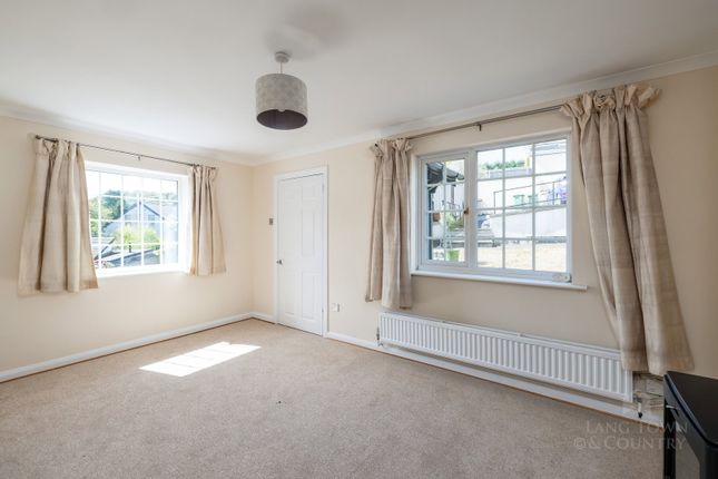 17, Nursery Close, Plymouth photo 4