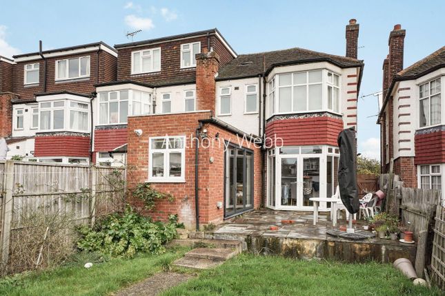 End terrace house for sale in Firs Lane, Winchmore Hill, London