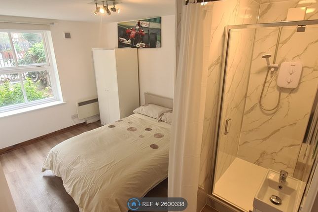 Room 2 With Private Bathroom (11 Sq-m)