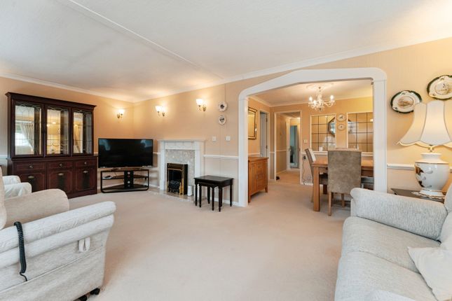 8, New Orchard Park, Ely photo 2