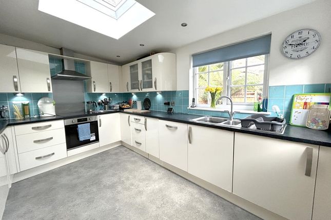 60, Meneage Street, Helston photo 3