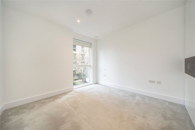 Flat 307, Marsden House, 11, Pegler Square, London photo 4