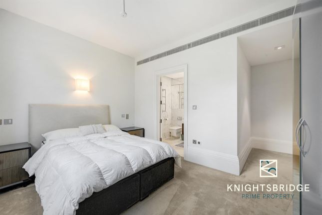 Flat to rent in Buckingham Gate, St James's