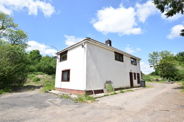 Thumbnail Detached house for sale in Glyngaer Road, Gelligaer, Hengoed