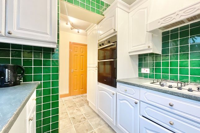 81 Hillwood Road, Crewe photo 3