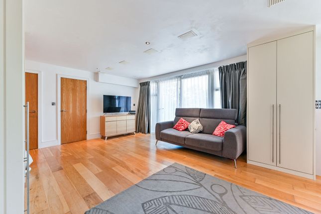 Miho Apartments, 565 Caledonian Road, London, N7, Caledonian Road photo 4