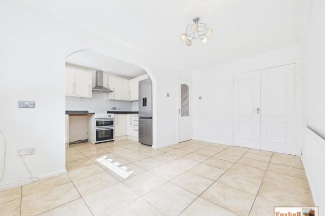 22, Margate Road, Ipswich photo 3