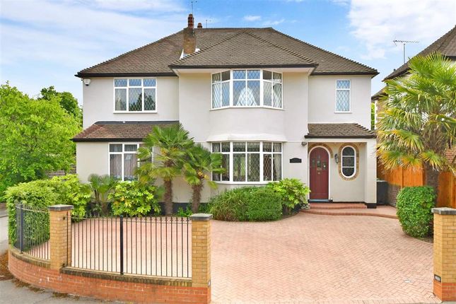 Thumbnail Detached house for sale in Newlands Road, Woodford Green, Essex