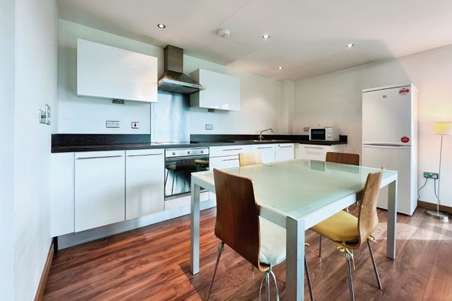 Apartment, 14, St. George Building, Leeds photo 4