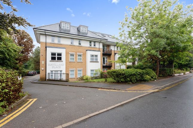 Thumbnail Flat for sale in 5 Linkfield Lane, Redhill