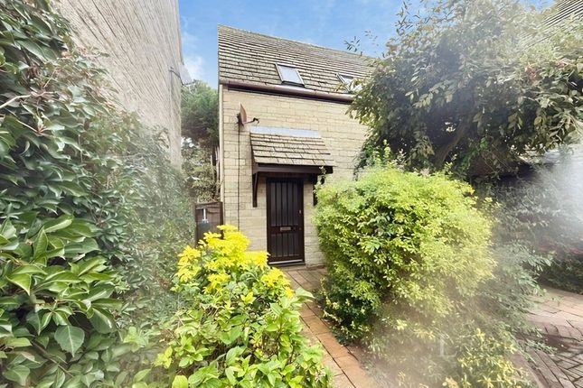 2-bed house on Coxwell Road, Oxfordshire, £1,075/mo