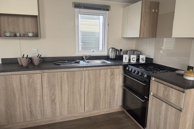 Chichester Lakeside Holiday Park, Chichester photo 3