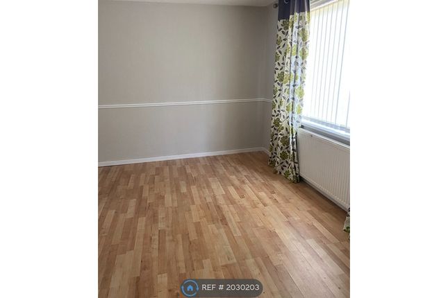 Northumberland Avenue, Ashton-Under-Lyne photo 4