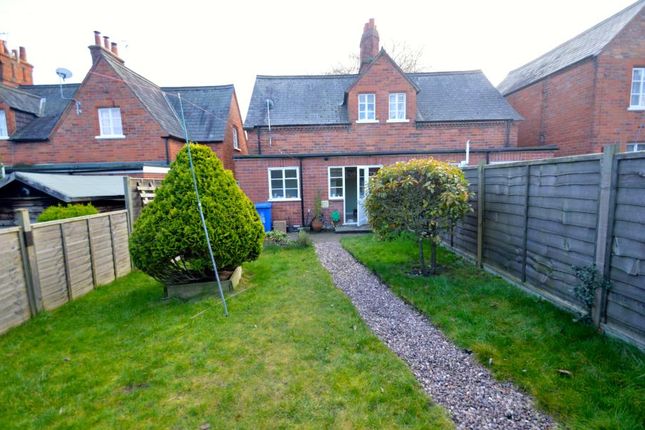 16 Prince Consort Cottages, Alexandra Road, Windsor photo 3