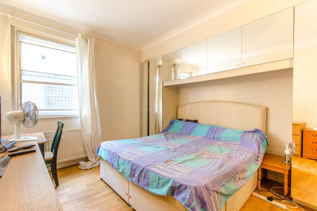 Thumbnail Flat to rent in Queens Grove, St John's Wood, London