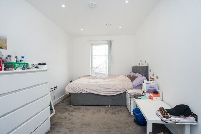 Flat for sale in The Cube, Banyan Wharf, 17-21 Wenlock Road, Shoreditch, London