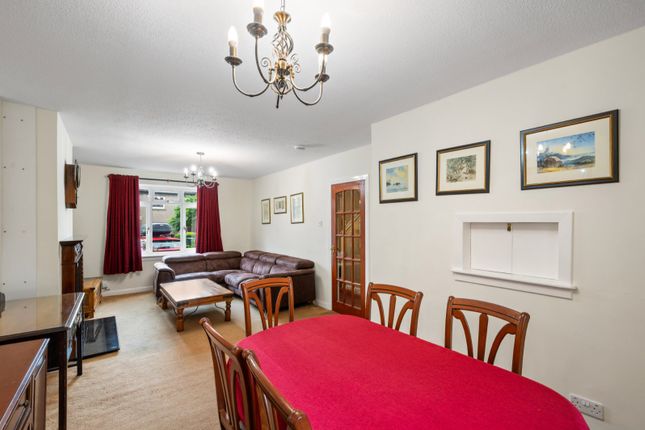 28 Warriston Drive, Edinburgh photo 4