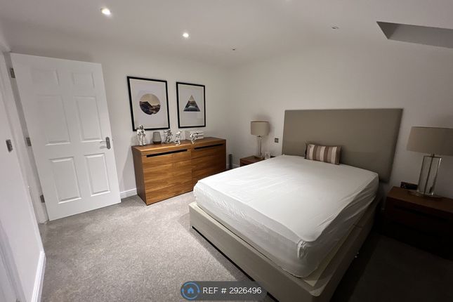 Millrace Close, Cheadle photo 5