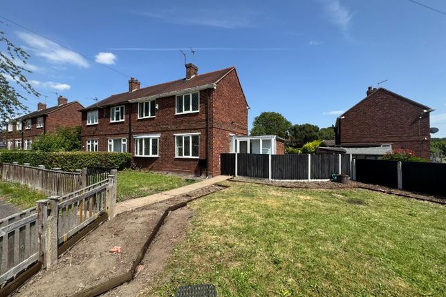 2-bed house on 61, Long Crest, Pontefract, £950/mo