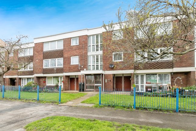 Thumbnail Flat for sale in Skinner Street, Poole