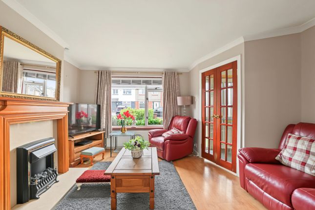 50, Blantyre Crescent, Clydebank photo 4